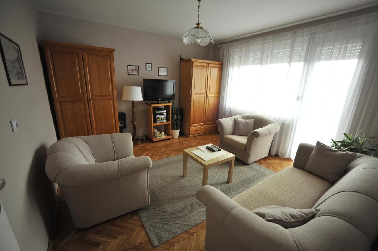 Apartman Rada Pirot Exterior foto